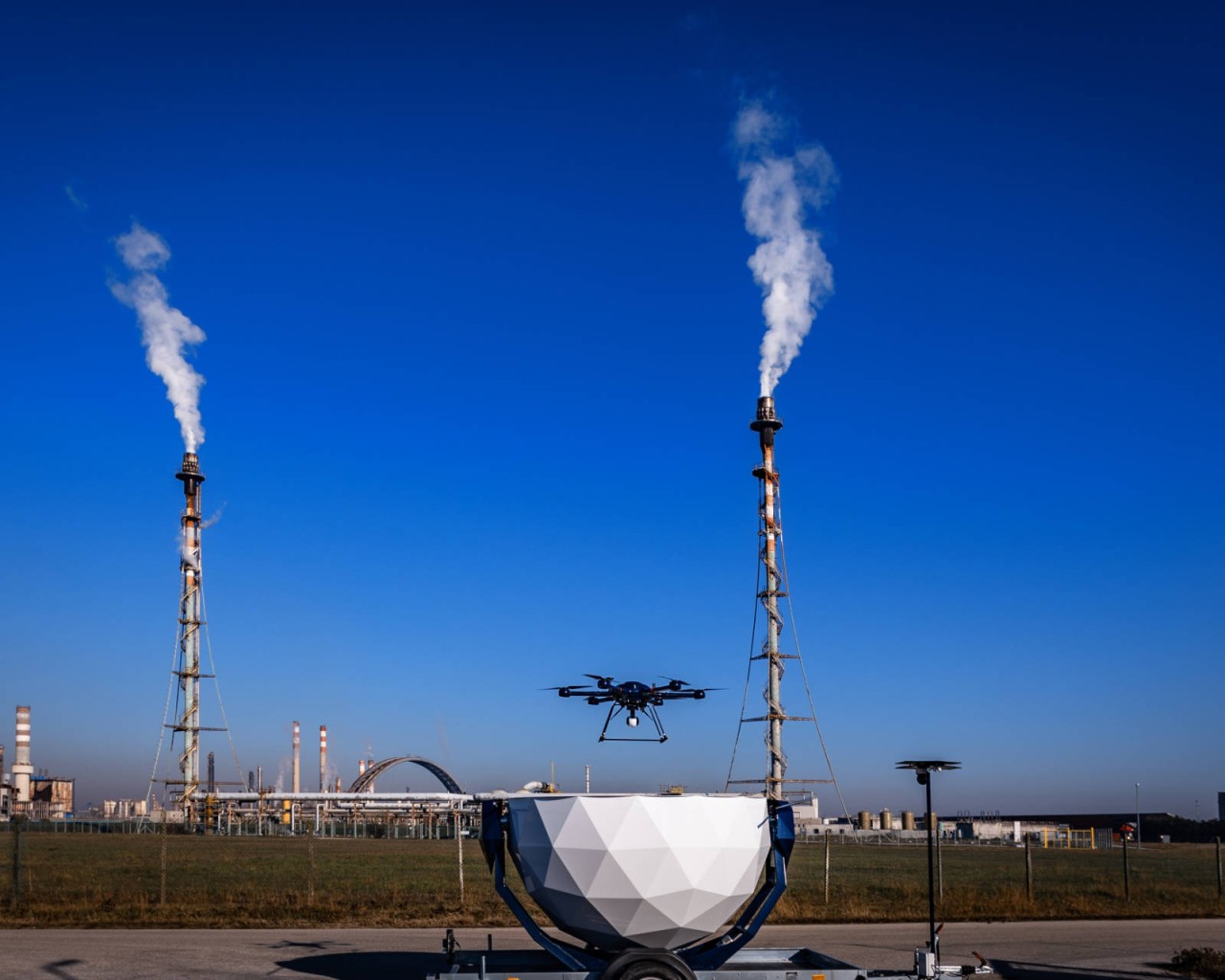Nido System con Drone in atterraggio